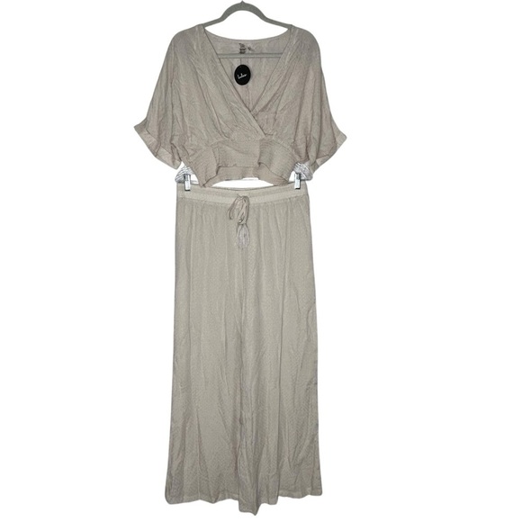 Lulus 2 Piece Crop Top and Wide Leg Pant Set NWT Size XL - Picture 1 of 16